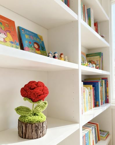 Crochet Red Rose Flowers Bouquet for Women Office Desk Decor - color: Crochet Red Rose