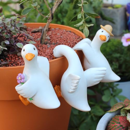 Set of 3 Cute Climbing Duck Garden Statues Flower Pot Hugger, Funny Resin Hanging Goose Figurines Outdoor Planter Pot Decorations for Home Patio Lawn Yard Ornaments