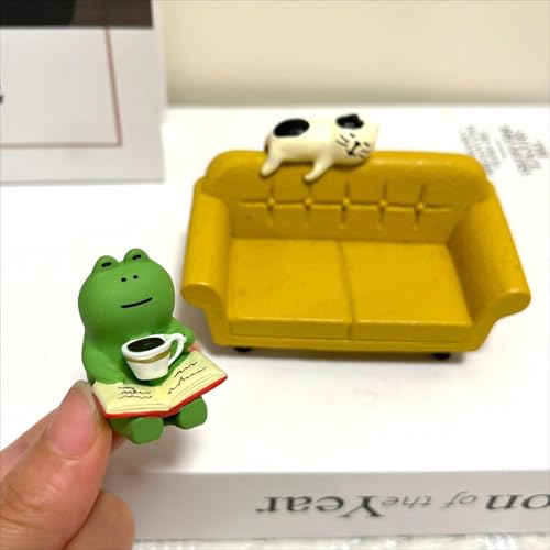 Miniature Yellow Sofa Figurine Set with Reading Frog and Cat, Cute Desk Decor, Funny Gifts for Frog and Cat Lovers - style: Yellow Sofa Frog