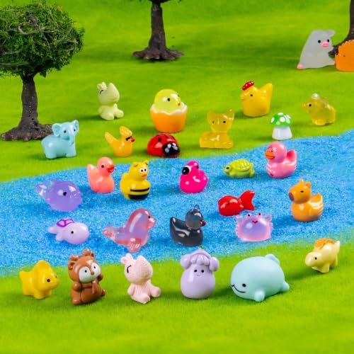 160pcs Mini Resin Animals Different 160 Styles Variety Tiny Small Animals Figure to Hide Luminous Glow in The Dark for Garden Dollhouse DIY Craft Decor Small Plastic Miniature Crafts Decor Aquarium