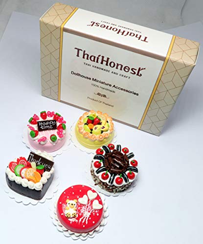 Lovely Mixed 5 Assorted Cake Dollhouse Miniature Food,Tiny Food,Doll Accessories, DIY Crafts & Collectible Miniature Kitchen Decor for Individuals Aged 14 and Above.