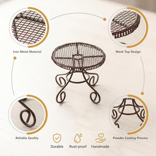 Miniature Bistro Table and Chair Set with Tulip Pot, Brown - color: Brown
