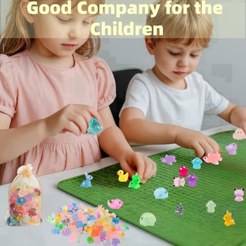 100 Pcs Luminous Mini Resin Animals, Tiny Miniature Sea Animal Figurines Glow in Dark for Crafts Landscape Miniature Garden Decor Accessories, Small Duck Frog Dog Turtle 10 Combinations
