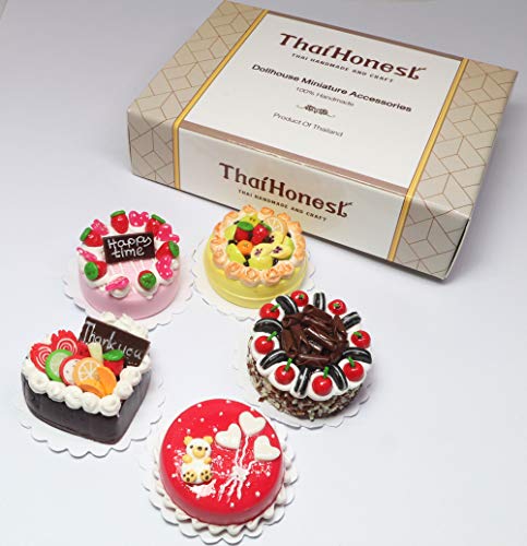 Lovely Mixed 5 Assorted Cake Dollhouse Miniature Food,Tiny Food,Doll Accessories, DIY Crafts & Collectible Miniature Kitchen Decor for Individuals Aged 14 and Above.