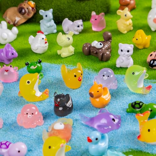 200pcs Mini Resin Animals Different 200 Styles Variety Tiny Small Animals Figure to Hide Luminous Glow in The Dark for Garden Dollhouse DIY Craft Decor Small Plastic Miniature Crafts Decor Aquarium - color: 200 Mini Animal Figures